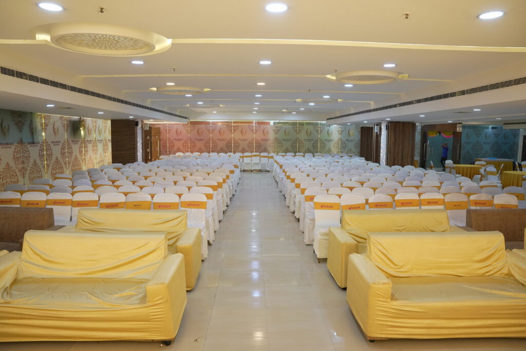 Corporate Summit & Executive Ballroom Tour